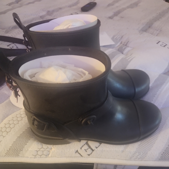 Coach boots - Picture 2 of 3